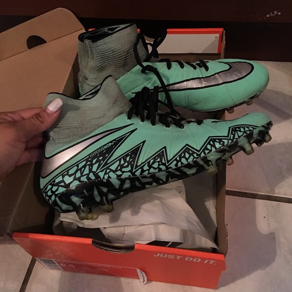 HYPERVENOM PHANTOM II FG main image 6